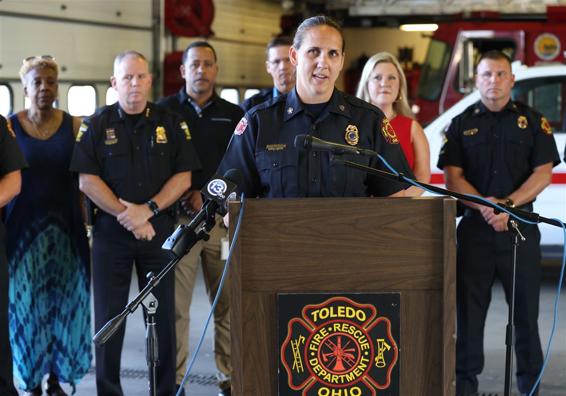 Fire, police departments reiterate Toledos fireworks ban; little discussion in area suburbs The Blade image
