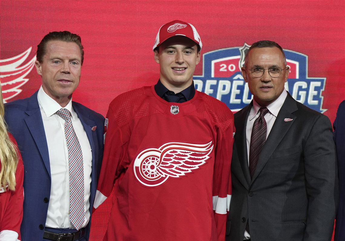Goalie carousel continues spinning on Day 2 of NHL draft