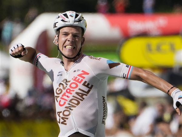 Jungels takes 1st career Tour stage win, Pogačar keeps lead