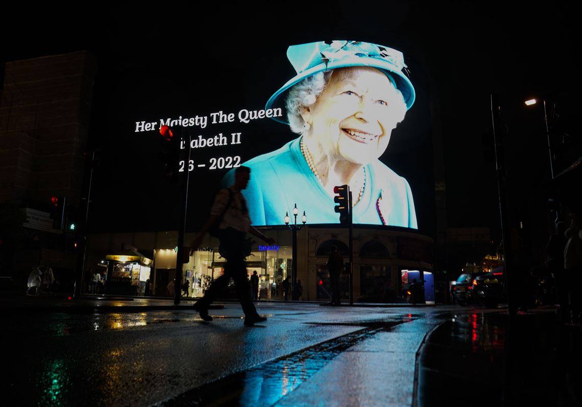 Queen Elizabeth II dead at 96 after 70 years on the throne The Blade picture