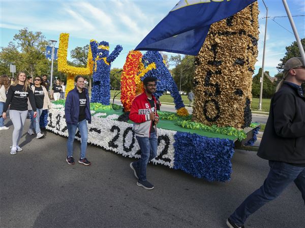 Photo Gallery: University of Toledo’s Homecoming Parade