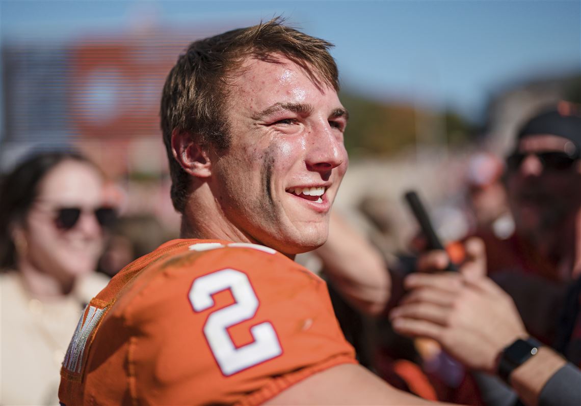 College Football Top 25 Klubnik leads