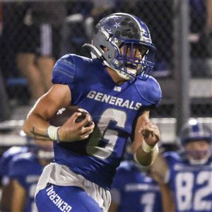 Anthony Wayne Generals running back Joe Caswell (6) outraces a group of defenders for a long rushing touchdown during a high school football game against Southview on Friday, September 16, 2022 at Anthony Wayne High School in Whitehouse. (THE BLADE/ISAAC RITCHEY)