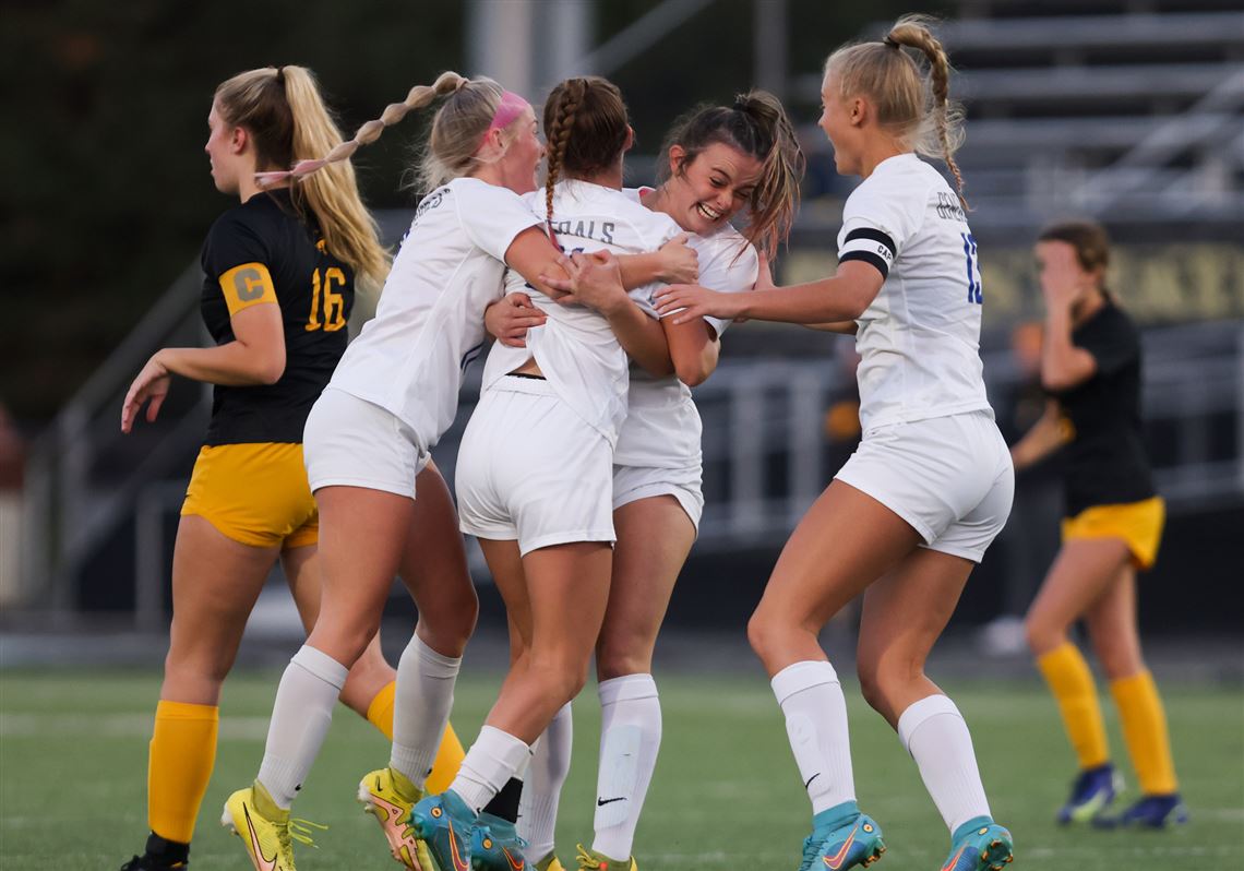 Photo Gallery Anthony Wayne vs