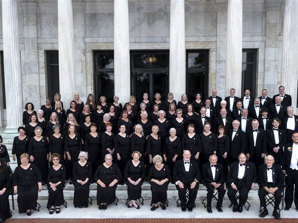 Symphony, choral society ring in season with 'Messiah'