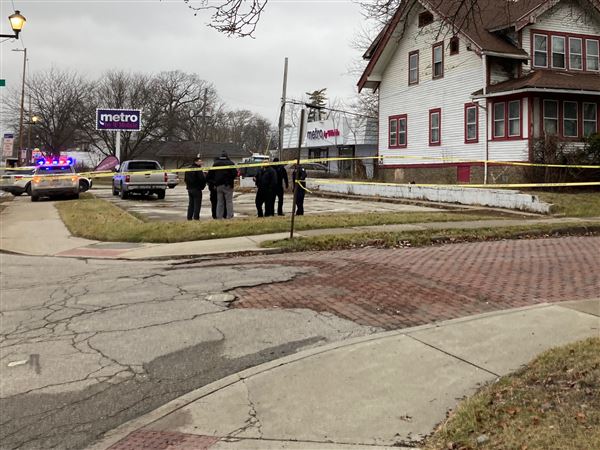 17-year-old girl in critical condition after East Toledo shooting ...