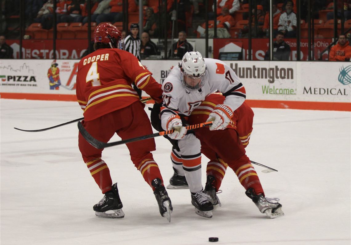 BGSU hockey drops series opener against Ferris State The Blade pic