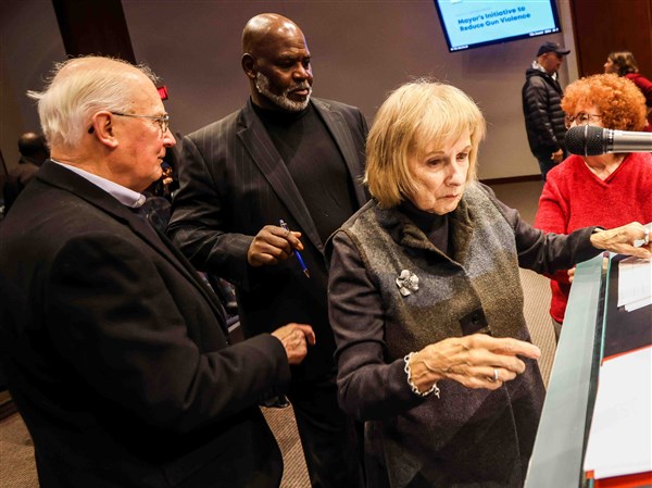 Former Toledo mayors unveil plan to reduce gun violence The Blade