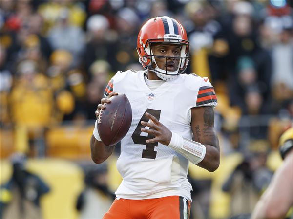 Browns restructure Watson deal for free agency, source says