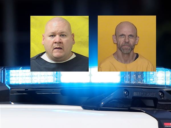 Escaped Ohio inmates hid in dumpster