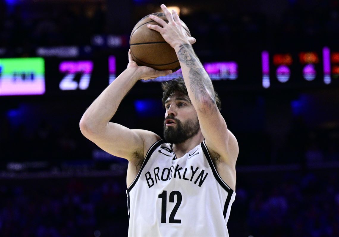Pistons trading for Joe Harris, a two-time NBA 3-point leader, AP