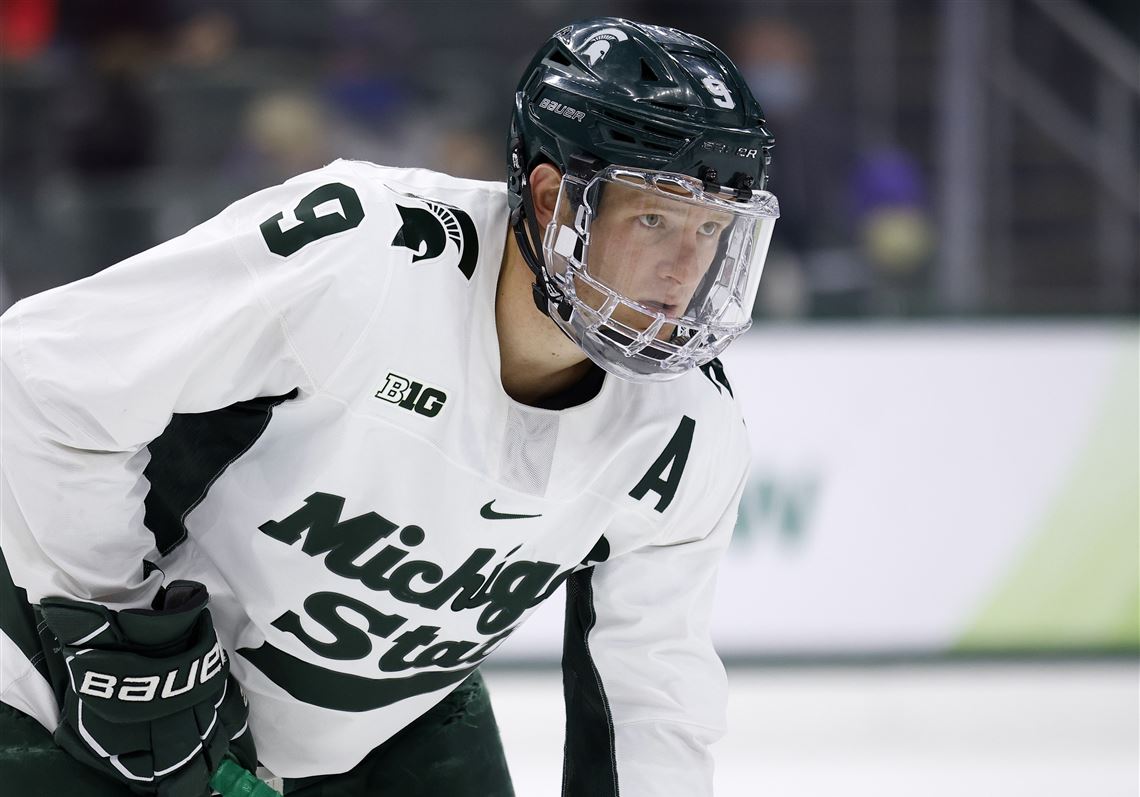 Walleye sign former Michigan State forward Lewandowski for 2023-24 season The Blade