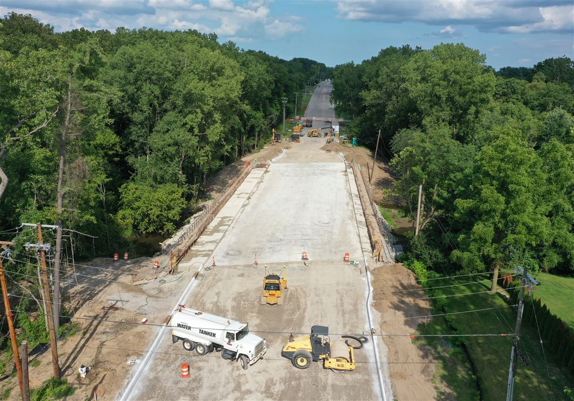 All lanes reopen on Trail in Toledo; bridge replacements on home stretch The Blade pic