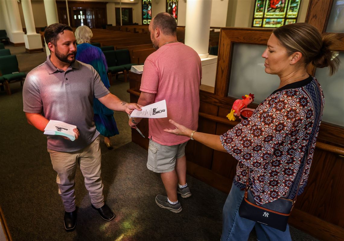 Good on paper: Houses of worship count on reliability of printed bulletins  | The Blade