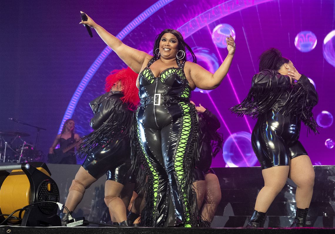 Lizzo says shes not the villain after former dancers claim sex harassment The Blade pic