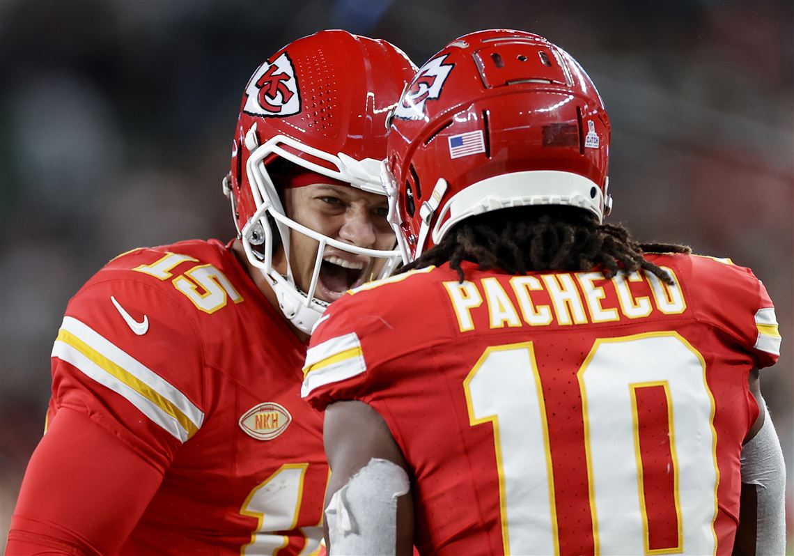 5 Texas ties in the Super Bowl: 49ers have chance to pass Cowboys in title  wins; Chiefs' Patrick Mahomes set to make history