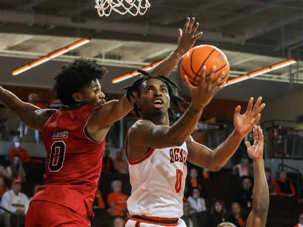 Bowling Green men's basketball get comeback win on road