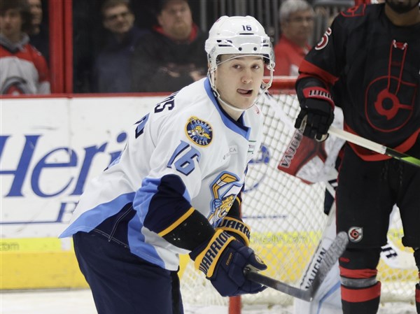 Hawkins' hat trick helps Toledo Walleye surge past Cincinnati | The Blade