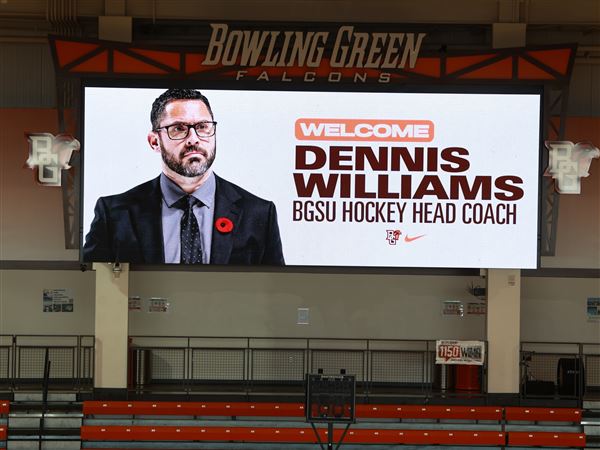 Live: Dennis Williams introduced as Bowling Green hockey coach