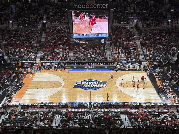 NCAA says 3-point line drawn 9 inches short | The Blade