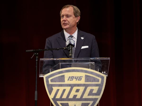 MAC athletes weigh in on employment debate with letter to Congress