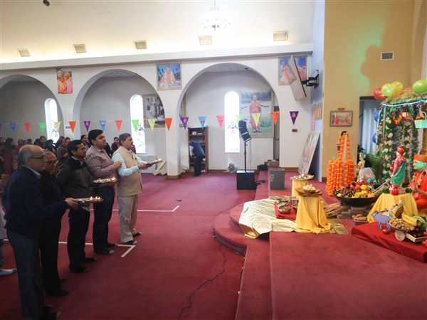 Making a mandir: New Rossford Hindu temple brings prayer closer to home for regional devotees