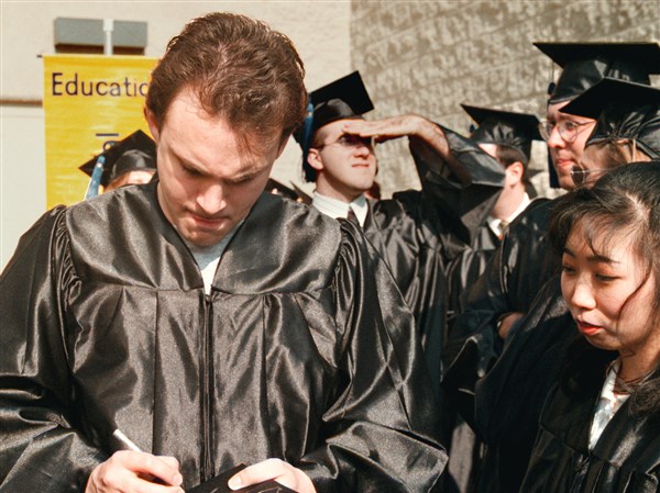 The Enduring Legacy of Toledo's Blade Obituaries: Honoring Life Stories and Community Memories