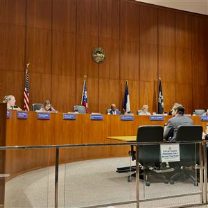 LC4 and TPD present a request for a contract extension to members of Toledo City Council.