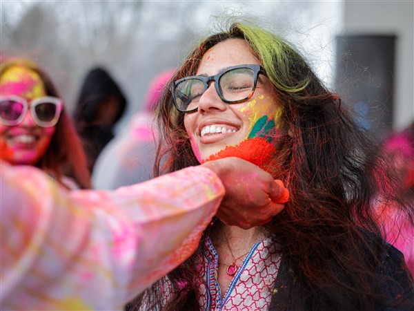 Photo Gallery: Colors burst at local Hindu Festival of Colors | The Blade
