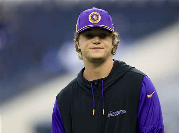 Vikings committed to McCarthy as starting QB after considering Aaron ...