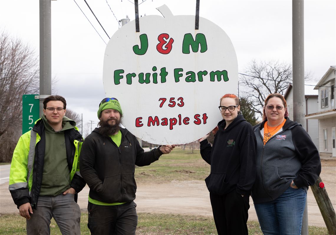 Fruit farm fears the worst as closure looms | The Blade