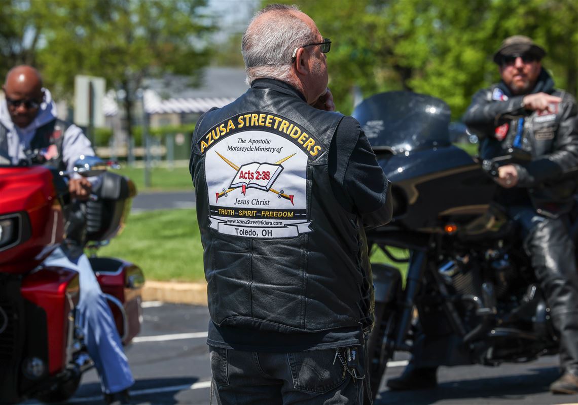 Riding for Christ: Blessing of the Bikes brings out area