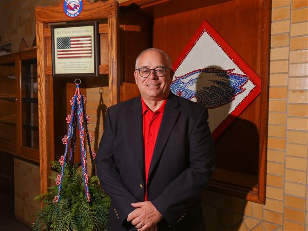 He did it the Eagle way: Welker leaves Eastwood after 20 years