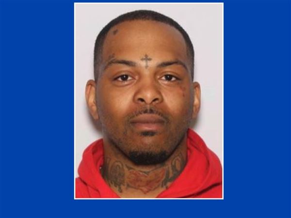 Moška v ZDA obsojena zaradi nasilja nad hčerkama, eden zaradi smrti, drugi zaradi streljanja