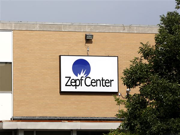 Toledo-area fatherhood organizations receive $3.75M in federal grants