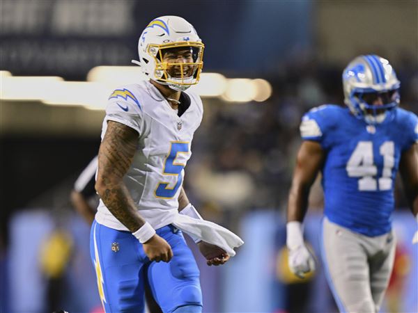 Trey Lance blesti, medtem ko Chargers premagajo Lions v igri Dvorane slavnih, Cubsi pa razpravljajo o potezah pred rokom za menjave