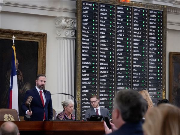 Texas Democrats who left state prevent vote over Trump's efforts to add GOP seats