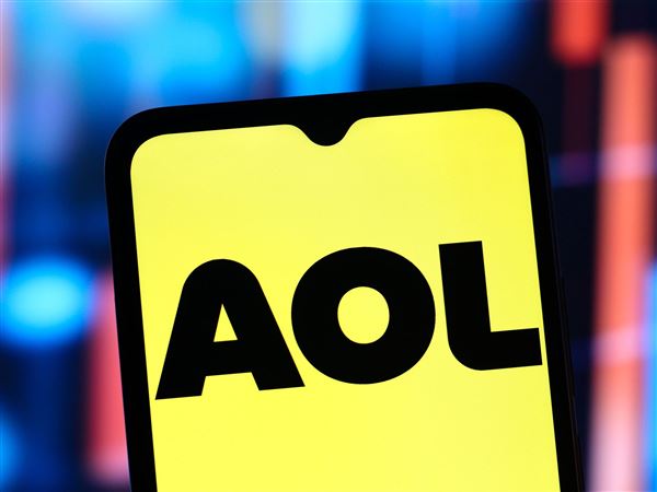 AOL po več kot 30 letih ukinja internetno povezavo prek klicnega dostopa