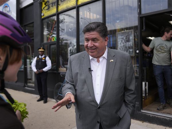 National Guard not needed in Chicago, Gov. Pritzker says during tour of city