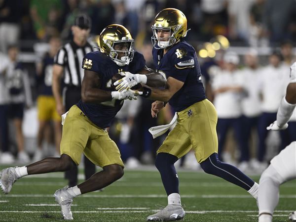 AP Top 25: Notre Dame becomes 1st ranked 0-2 team since 1988
