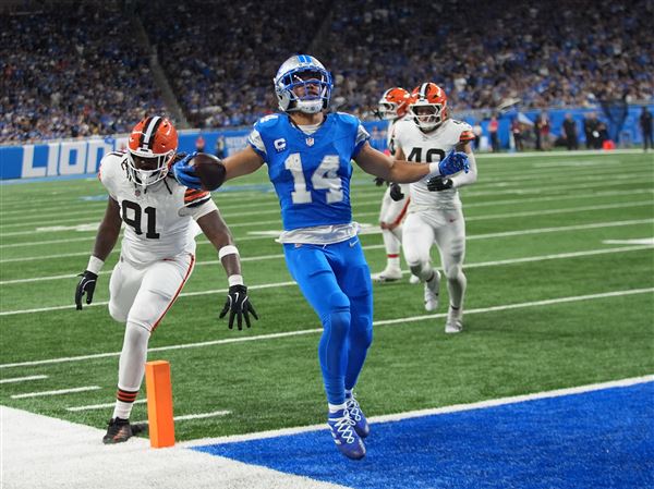 Goff throws 2 TD passes to St. Brown, Lions beat Browns 34-10 for 3rd straight victory