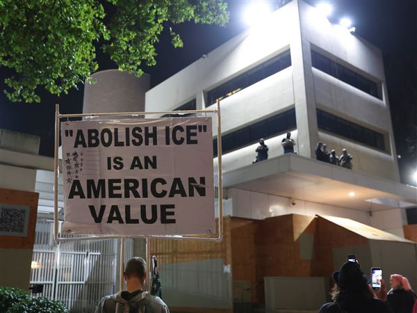 Zvezni sodnik obravnaval začasno blokado Trumpove napotitve Nacionalne garde v Oregon