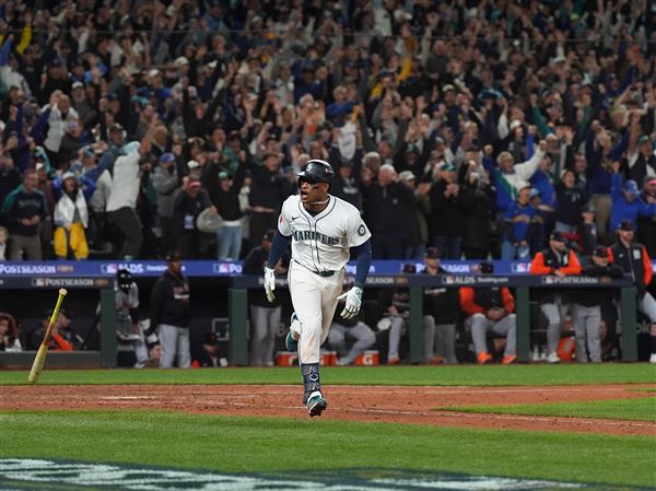 Polanco hits winning single in the 15th inning as the Mariners beat the Tigers to advance to ALCS