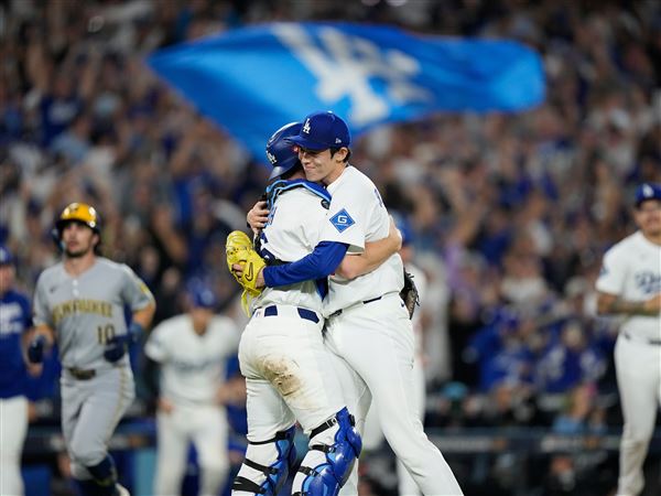 Ohtani hits 3 homers, Dodgers win 5-1 over Brewers in NLCS sweep