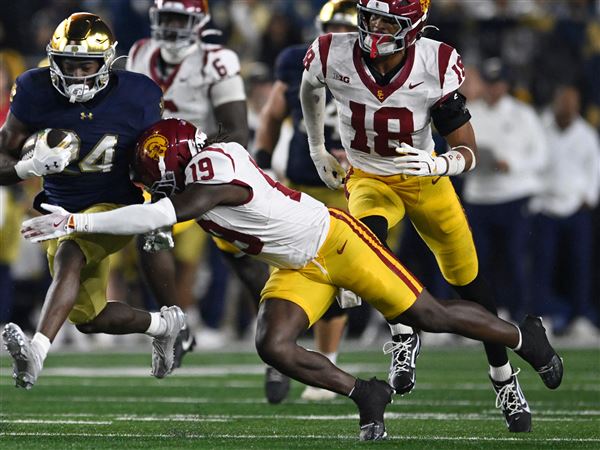 Price, Love spark No. 13 Notre Dame past No. 20 Southern California 34-24