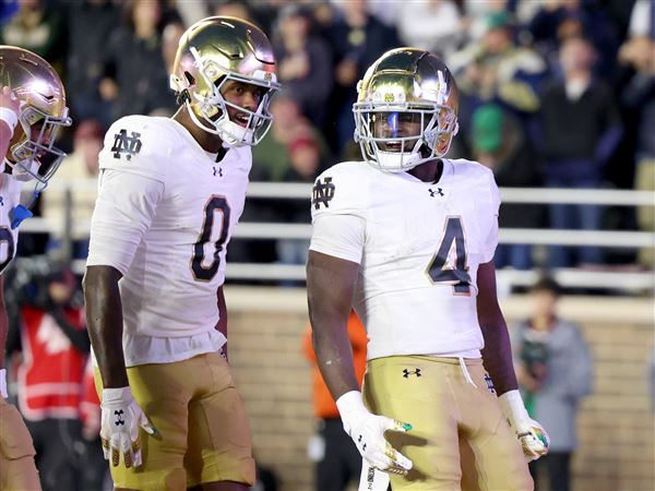 Notre Dame football hoping to keep playoff dreams alive against Navy