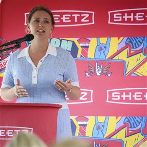 Finlday Mayor Christina Muryn says persistent complaints about idle people congregating near businesses and apartment buildings motivated her administration to draft a pending anti-loitering ordinance.