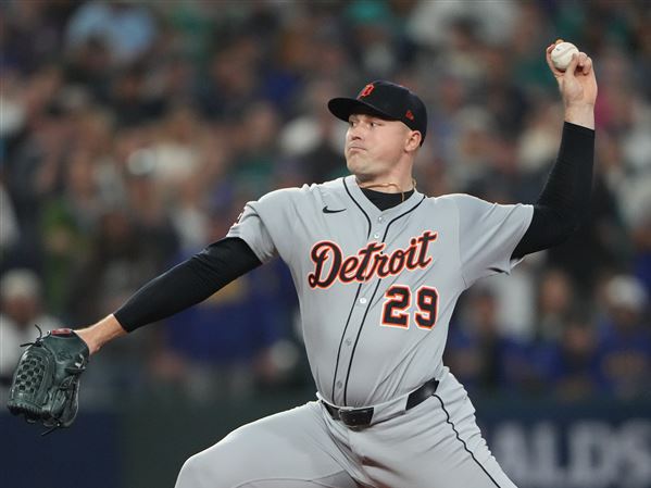Tigers ace Tarik Skubal becomes the 12th pitcher to win consecutive Cy Young Awards