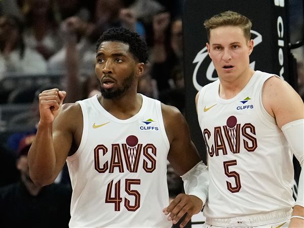 Mitchell scores 30 as Cavaliers rally for 108-100 win over Grizzlies