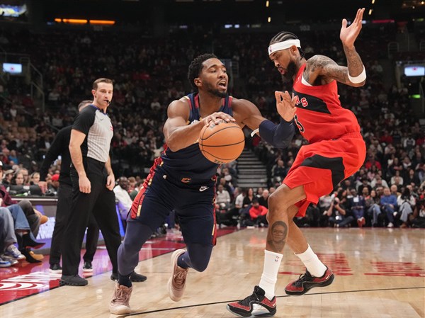 Brandon Ingram scores season-high 37 points as Raptors beat Cavaliers 110-99 for 8th straight win